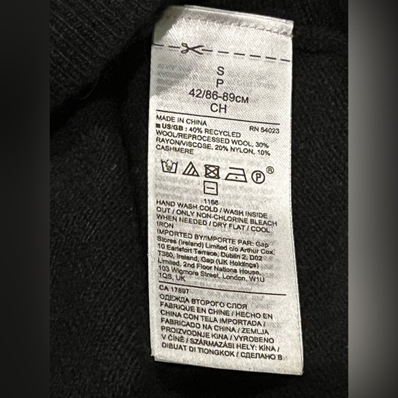 Banana Republic Wool/Cashmere Crew Neck Sweater - Picture 7 of 7